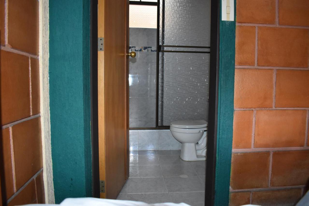 Hotel Ciudad Dulce Моникира Екстериор снимка