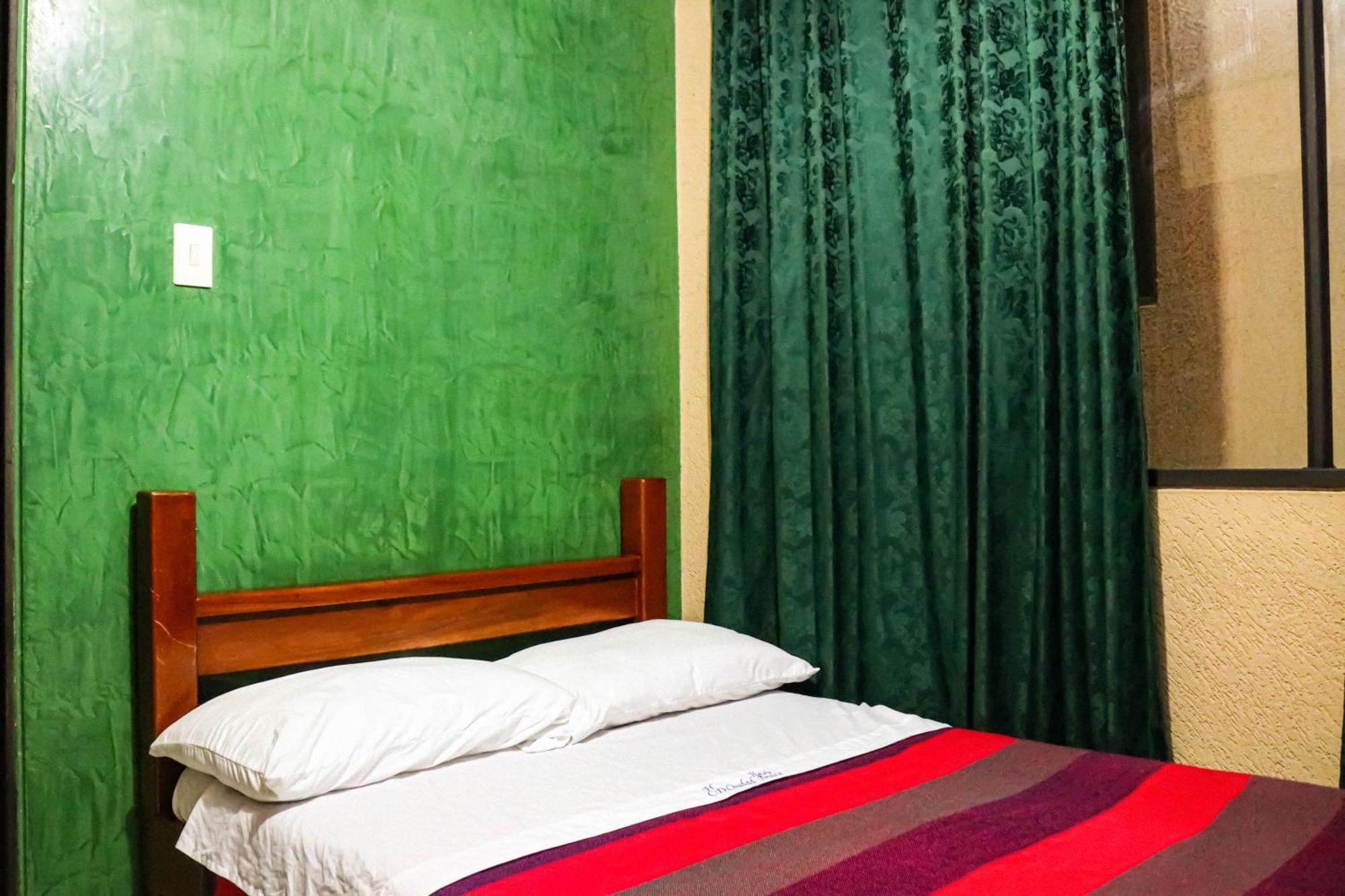 Hotel Ciudad Dulce Моникира Екстериор снимка