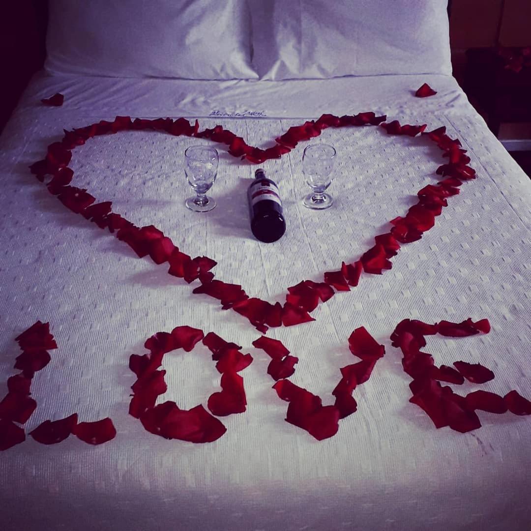Hotel Ciudad Dulce Моникира Екстериор снимка